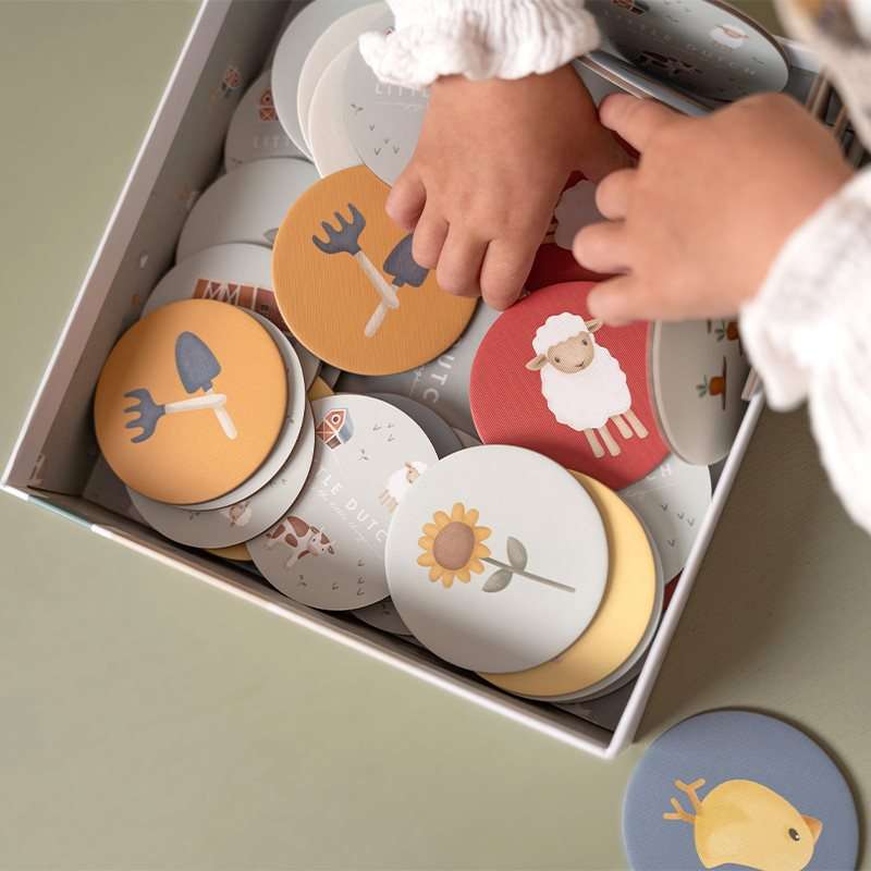 LITTLE-DUTCH-MEMO-LITTLE-FARM_1