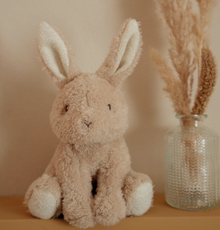 LITTLE-DUTCH-PLIS-IGRACKA-BABY-BUNNY_1